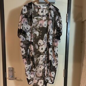 Live 4 Truth Floral Sheer Duster